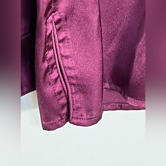 ASOS Maroon Embroidered Back Button Up Top size 4 - Picture 6 of 10